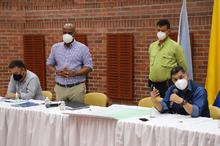 Administraci&oacute;n Distrital y trabajadores nocturnos firman pacto por la vida