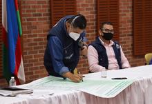 Administraci&oacute;n Distrital y trabajadores nocturnos firman pacto por la vida