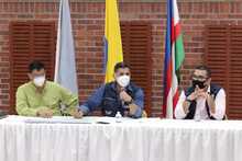 Comerciantes nocturnos firmaron pacto por la vida con la Alcald&iacute;a de Cali