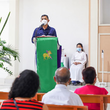 Pedagog&iacute;a de autocuidado en iglesia por el Alcalde Ospina