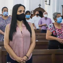 Pedagog&iacute;a de autocuidado en iglesia por el Alcalde Ospina