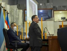 &ldquo;El doctor Holmes queda en el esp&iacute;ritu de nuestras instituciones y ciudadan&iacute;a&rdquo;