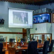 &ldquo;El doctor Holmes queda en el esp&iacute;ritu de nuestras instituciones y ciudadan&iacute;a&rdquo;