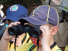 Los ni&ntilde;os protagonistas en el avistamiento de aves del Humedal Ca&ntilde;asgordas