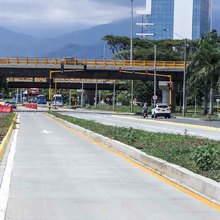 Puente carrera 100 con calle 25