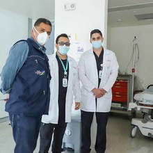 Alcalde de Cali acompa&ntilde;&oacute; vacunaci&oacute;n contra la covid-19 en Imbanaco