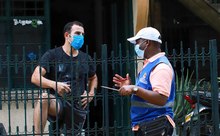 Puro Coraz&oacute;n&rsquo; durante jornada de limpieza en la ribera del r&iacute;o Cali