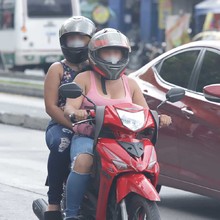 Motociclistas que no porten correctamente el casco ser&aacute;n multados