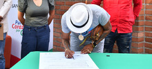 Mulato, Cabezas y Sinisterra firmaron pacto en son de paz y cultura