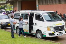 Entrega de mercados benefici&oacute; a integrantes del transporte escolar afectados por la pandemia