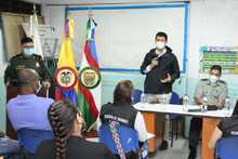 Comuna 12 y Alcald&iacute;a conciertan mesas de trabajo para subsanar problem&aacute;ticas de seguridad