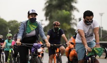 #MujeresDeCoraz&oacute;n &lsquo;rodaron&rsquo; por una v&iacute;a segura y sin acoso