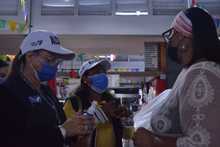 M&aacute;s de 300 mujeres fueron exaltadas por su labor en la Galer&iacute;a Alameda y comuna 7 de Cali