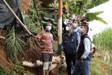 Alcalde de Cali anuncia calamidad p&uacute;blica tras visitar zona afectada por ola invernal