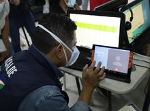 Casa a casa, alcalde Ospina busca adultos mayores de 80 a&ntilde;os para ser vacunados por la vida