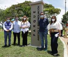 Familias de Llano Verde y Barrio Taller celebran la entrega de parques recreodeportivos