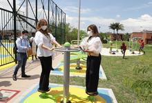 Familias de Llano Verde y Barrio Taller celebran la entrega de parques recreodeportivos
