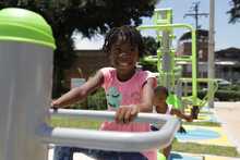 Familias de Llano Verde y Barrio Taller celebran la entrega de parques recreodeportivos