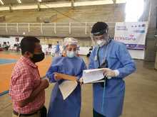 Exitosa jornada de vacunaci&oacute;n en megacentros