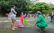 Avanza el regreso a las aulas: 130 estudiantes de transici&oacute;n iniciaron modelo de alternancia en la comuna 18