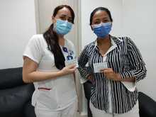 Profesionales de la salud invitan a los cale&ntilde;os a vacunarse contra la covid-19