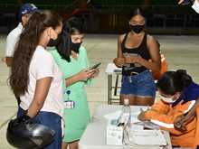 Sectores econ&oacute;micos afectados por la pandemia reciben asistencia alimentaria