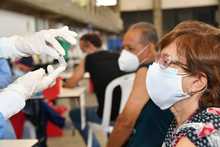 Avanza vacunaci&oacute;n contra la covid-19 en adultos mayores de 65 a&ntilde;os y personal de la salud