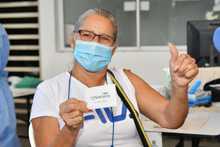 Avanza vacunaci&oacute;n contra la covid-19 en adultos mayores de 65 a&ntilde;os y personal de la salud