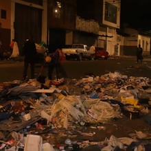 Una noche por el centro de Cali acompa&ntilde;ando la jornada de limpieza