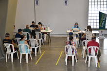 Docentes mayores de 65 a&ntilde;os ya est&aacute;n recibiendo primera dosis de vacunaci&oacute;n contra covid-19