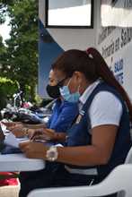 Tenderos y sector del comercio de alimentos en Floralia fueron atendidos con toma de pruebas covid-19