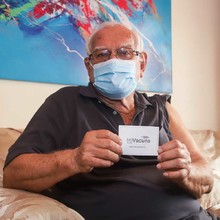 Red de Salud Sur Oriente adelanta vacunaci&oacute;n casa a casa para adultos mayores de 65 a&ntilde;os