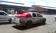 Ingresaron a Cali los primeros suministros de alimentos y combustible