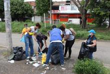 &lsquo;Limpiat&oacute;n&rsquo; de basuras se tom&oacute; la comuna 8 de Cali 