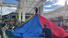 La bandera colombiana entre arte y paz