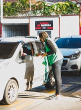Gesti&oacute;n del Riesgo acompa&ntilde;a a los ciudadanos que esperan combustible para sus veh&iacute;culos
