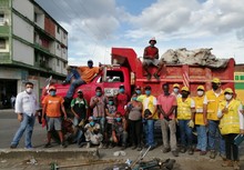 La Emru realiza nueva jornada de limpieza y recolecci&oacute;n de basuras en el &aacute;rea de renovaci&oacute;n urbana.  