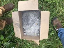 Mediante un taller de crianza de suelo y conexi&oacute;n con la tierra, la comuna 8 aprovecha residuos org&aacute;nicos