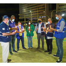 La luz ilumin&oacute; a Cali, familias y ciudadanos se unieron a la convocatoria por la vida, el di&aacute;logo y la esperanza