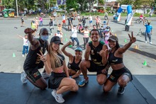 El &lsquo;Circuito Deportivo&rsquo; de la calle 9 llen&oacute; de vida a las familias cale&ntilde;as