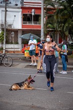 El &lsquo;Circuito Deportivo&rsquo; de la calle 9 llen&oacute; de vida a las familias cale&ntilde;as