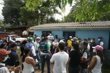 En el corregimiento Golondrinas, Alcald&iacute;a adelant&oacute; di&aacute;logos con comunidad e invasores 