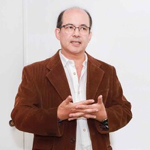 William Rodriguez educaci&oacute;n