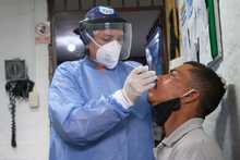 &iquest;C&oacute;mo se comporta la covid&ndash;19 cuando aparecen contagiados en las empresas y el sector informal?