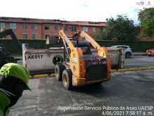 Con escobas, palas y maquinaria, Cali recupera la movilidad en la Carrera 1&ordf;