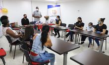 Estudiantes en situaci&oacute;n hospitalaria recibieron tabletas digitales para sus clases