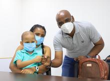 Estudiantes en situaci&oacute;n hospitalaria recibieron tabletas digitales para sus clases