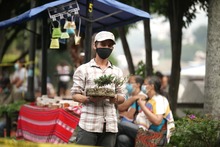 Con los mercados campesinos se rescatan la cultura rural y la econom&iacute;a de los cale&ntilde;os