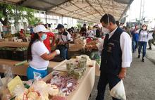 Con el mercado campesino se garantiza seguridad alimentaria a los cale&ntilde;os 