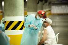 Puntos de vacunaci&oacute;n adicionales habilit&oacute; la Alcald&iacute;a de Cali durante este puente festivo 